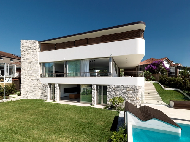 Balcony Over Bronte / Luigi Rosselli Architects - 独立住宅