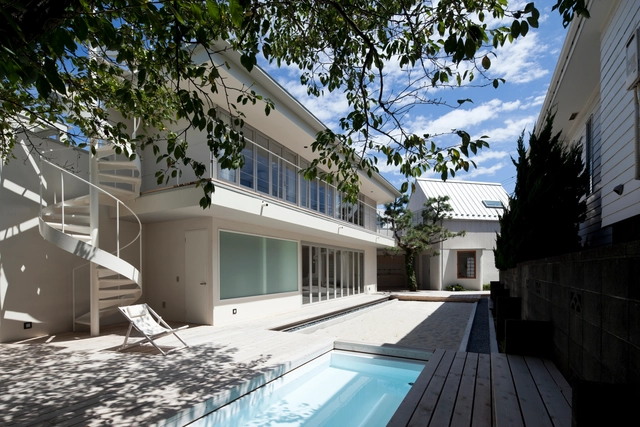 Seaside Retreat Hayama / YJP architecture - 独立住宅