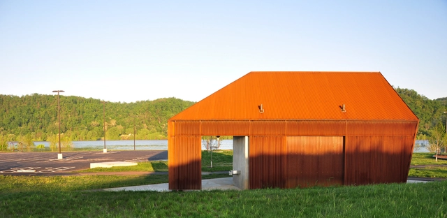 Riverview Park Visitor Service Building I / De Leon & Primmer Architecture Workshop - Installations & Structures, Facade