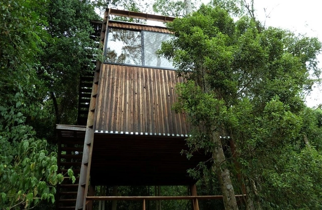 Cabaña-torre Karadya BIO-RESERVA / Estudio Borrachia - Instalaciones Y Estructuras