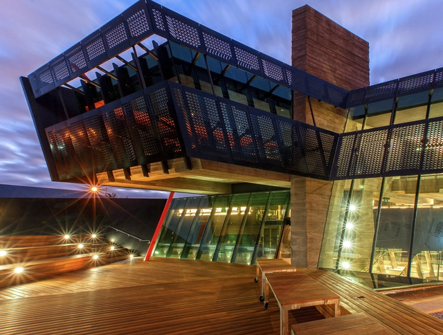 Bastow 教育领袖研究所 / Maddison Architects - 研究所