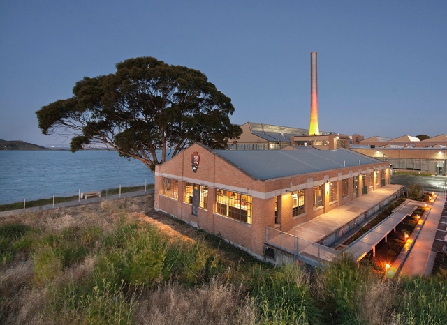 Rosie the Riveter Visitor Center / Marcy Wong Donn Logan Architects - Restoration, Facade, Coast