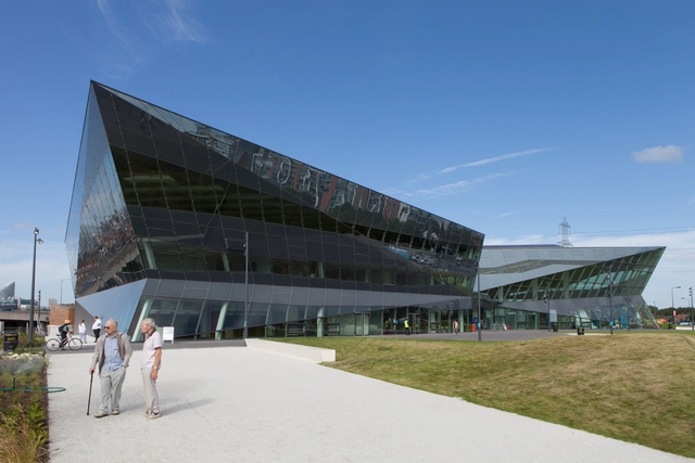 The Crystal / Wilkinson Eyre Architects - Exterior Photography, Educational Architecture, Facade