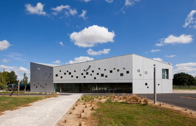 阿尔博尼耶尔住宅 / Chartier-Dalix Architects - 居住建筑