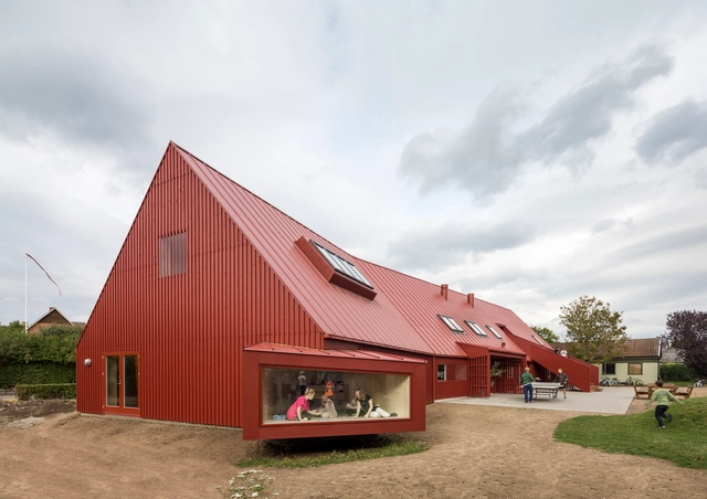 Centro para Juventude em Roskilde / Cornelius + Vöge - Reabilitação