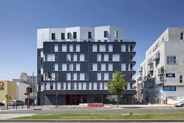维特里塞纳河畔的48所住宅 / Gaëtan Le Penhuel Architecture - 公寓