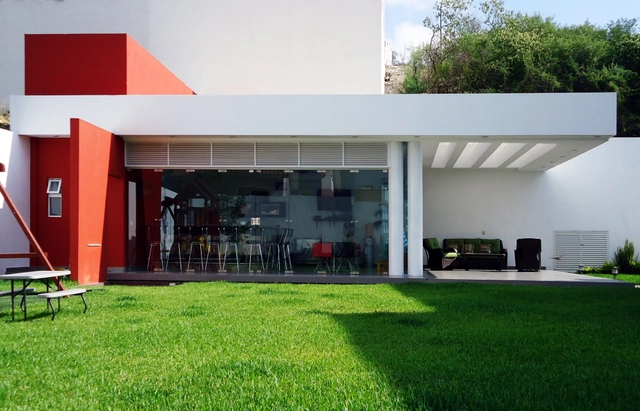 Casa Cano / AAMarquitectos - Casas, Patio interior, Fachada, Puerta, Bancas, Sillas