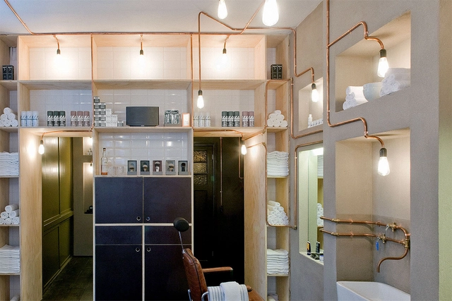 Barber Shop / Ard Hoksbergen - Retail