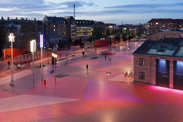 Superkilen / Topotek 1 + BIG Architects + Superflex - Exterior Photography, Public Space, Facade