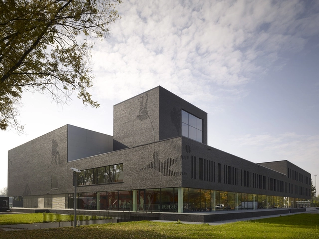 Colegio Deportivo Fontys  / Mecanoo - Recreación Y Entrenamiento