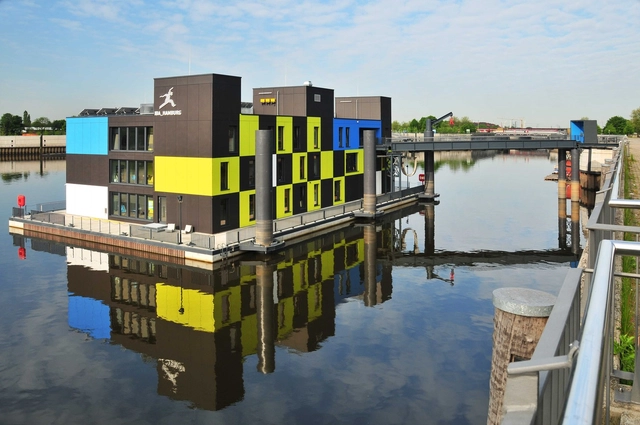 Iba Dock / Architech - Architecture and Technology - Arquitectura Comercial