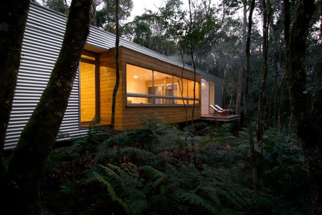 Refugio São Chico  / Studio Paralelo - Casas, Jardín, Puerta, Escaleras, Fachada, Bosque