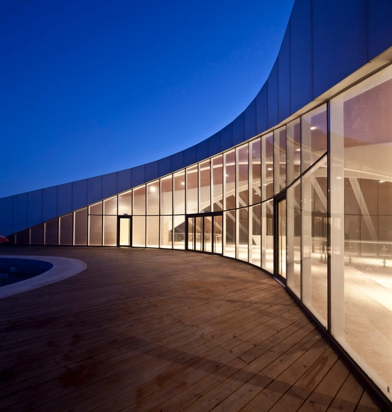 LanQiao Clubhouse / HHD_FUN Architects - Bienestar