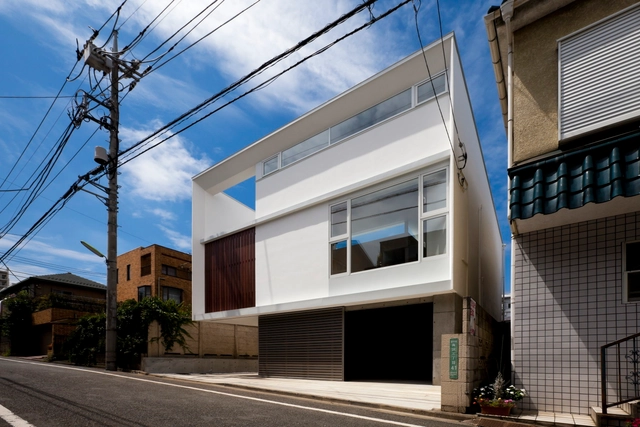 Twin Megaphones / Atelier Tekuto + Yasuhiro Yamashita + Toshiyuki Fujimori - Casas
