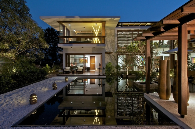 The Courtyard House / Hiren Patel Architects - Houses, Garden, Facade, Door, Beam, Handrail, Table