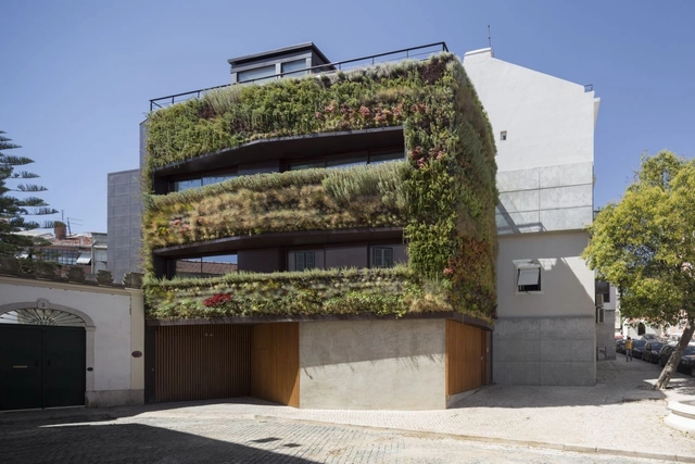 Casa en Travessa de Patrocinio / Luis Rebelo de Andrade y Tiago Rebelo de Andrade - Casas