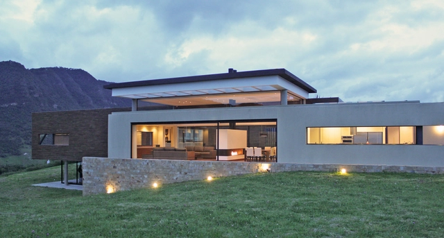 AR House / Campuzano Architects - Houses