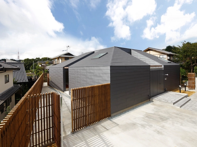 Casa Yagiyama / Kazuya Saito Architects - Casas