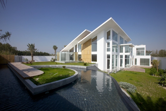 Bahrain House / MORIQ - Houses, Garden, Facade, Door