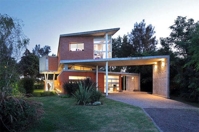Casa EVM / estudio dwgba - Casas, Jardín, Puerta, Fachada