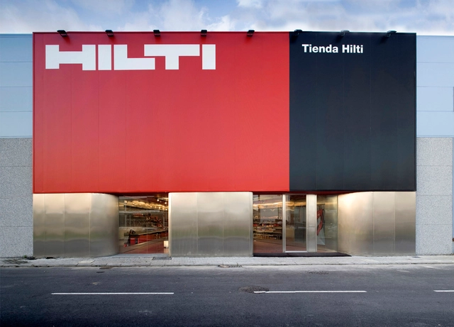 Nueva Imagen Hilti / Cso Arquitectura - Centros Comerciales, Fachada