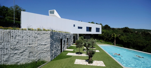 Casa Nido & Cueva / Idis Turato - Casas