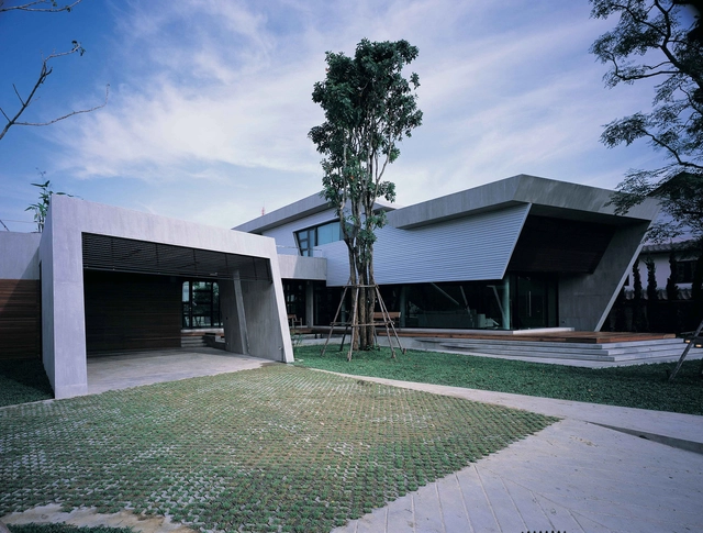 Bunker House  / VaSLab Architecture - Casas