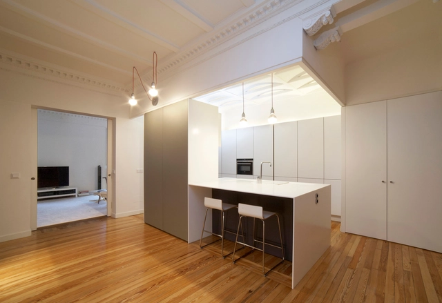 Vivienda Ortega y Gasset / Beriot, Bernardini Arquitectos - Apartamentos, Cocina, Fijación Vigas, Fachada, Iluminación, Encimera, Mesas, Sillas