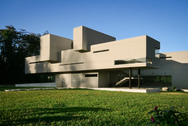 Briones House / RP Arquitectos - Houses
