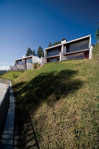 Casas Casicata / DURAN&HERMIDA arquitectos asociados - Casas
