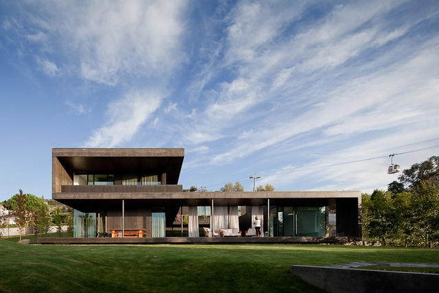 L23 House / Pitagoras Group - Casas