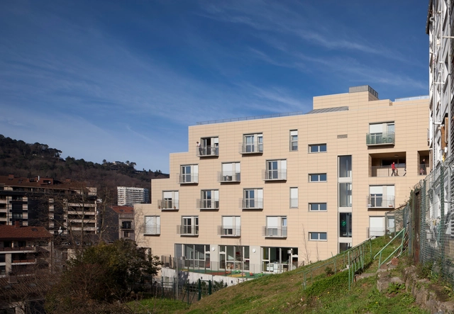 Apartments For Young People, Nursery And Park In San Sebastián / Ignacio Quemada Arquitectos - Kindergarten
