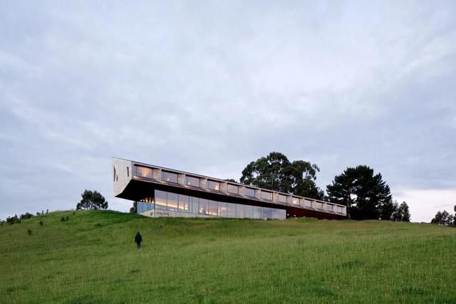 Refugia Hotel / Mobil Arquitectos - Hotels, Facade