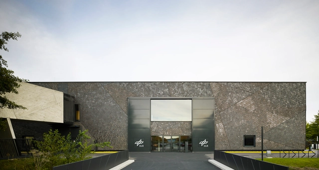 A Space Shuttle for Bremen / Kister Scheithauer Gross Architects And Urban Planners + Architekten BDA Feldschnieders + Kister - Industrial Architecture, Courtyard, Facade, Chair