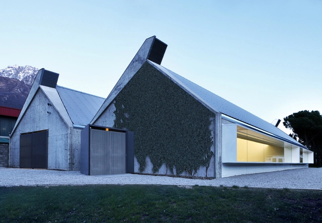 Hall Rowers Moto Guzzi / act_romegialli - Exterior Photography, Recreation & Training, Facade
