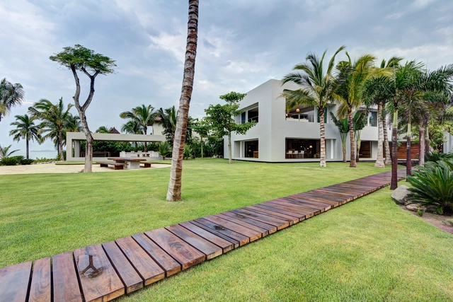Casa La Punta / Elías Rizo Arquitectos - Houses