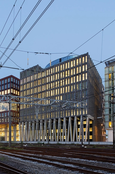 Vodafone / Baumschlager Eberle - Edificio De Oficinas