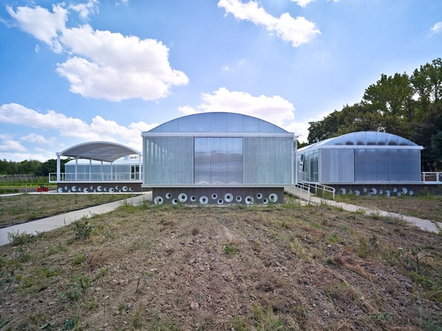 Centro De Interpretación De La Agricultura Y La Ganadería / aldayjover - Arquitectura Industrial, Jardín, Fachada