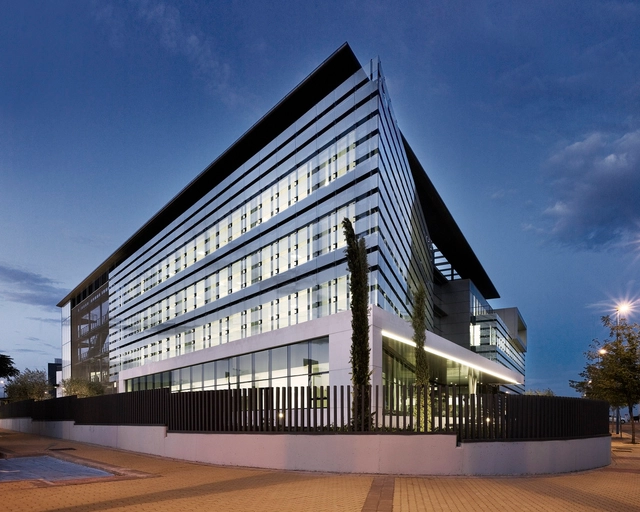 Edificio Bitácora  / Touza Arquitectos - Edificio De Oficinas, Fachada