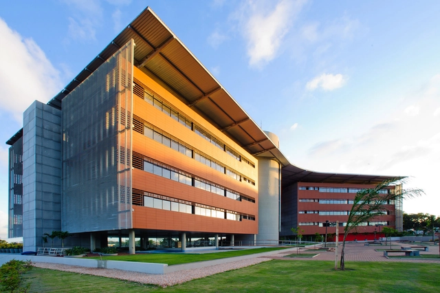 Tecnocentro / Sotero Arquitetura e Urbanismo - Serviços, Fachada