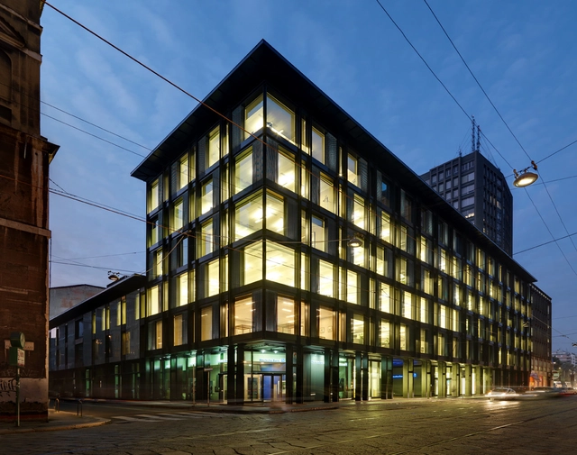 Renovación del edificio de oficinas “La Serenissima” / Park Associati - Remodelaciones