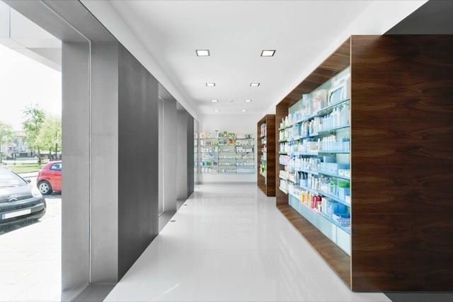 Farmacia Campos  / e|348 Arquitectura - Farmacia
