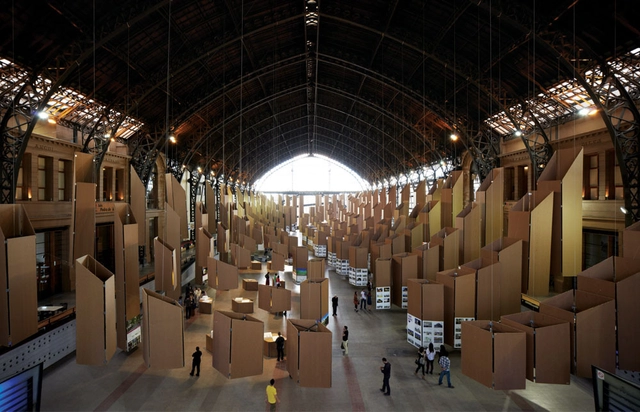 Montaje XVIII Bienal de Arquitectura por Cristóbal Palma - Imagen Principal
