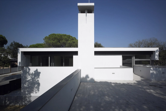 Casa T+G / Josep Llobet - Casas, Fachada