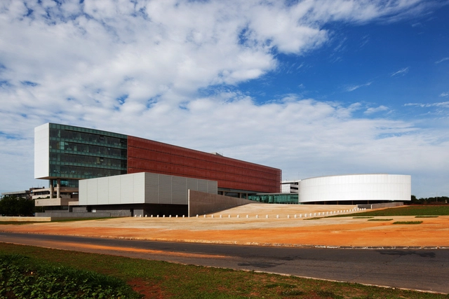 Cámara Legislativa del Distrito Federal / Projeto Paulista Arquitetura - Otros Edificios Gubernamentales