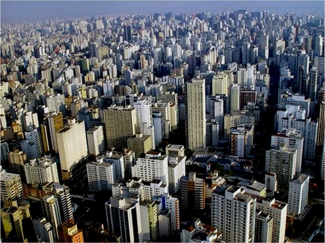 Observando as torres: Como a cidade tende a crescer - Imagem de Destaque