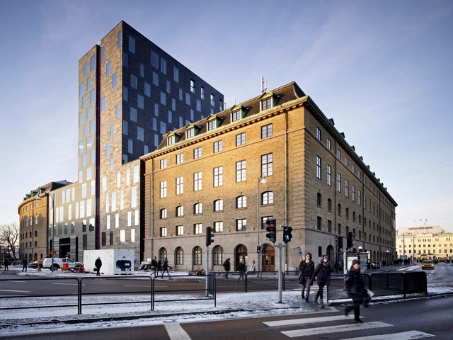 Clarion Hotel Post / Semrén & Månsson - Edificio De Oficinas