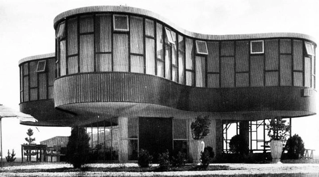 Clásicos de Arquitectura: Parador Ariston / Marcel Breuer - Restaurant, Fachada, Arco