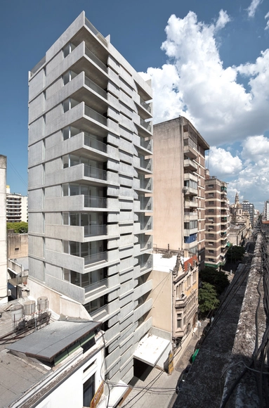 Edificio Maipú / Nicolás Campodonico - Apartamentos, Fachada, Urbano