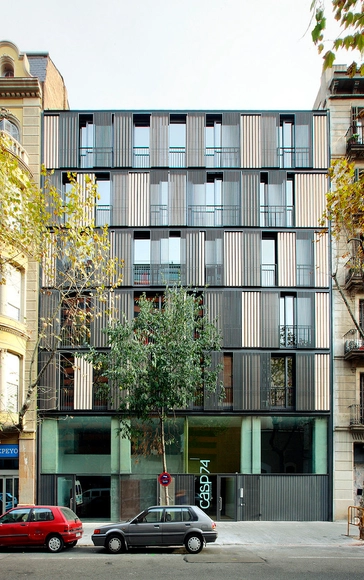 Edificio de Viviendas CASP 74 / Bach Arquitectes - Apartamentos, Fachada